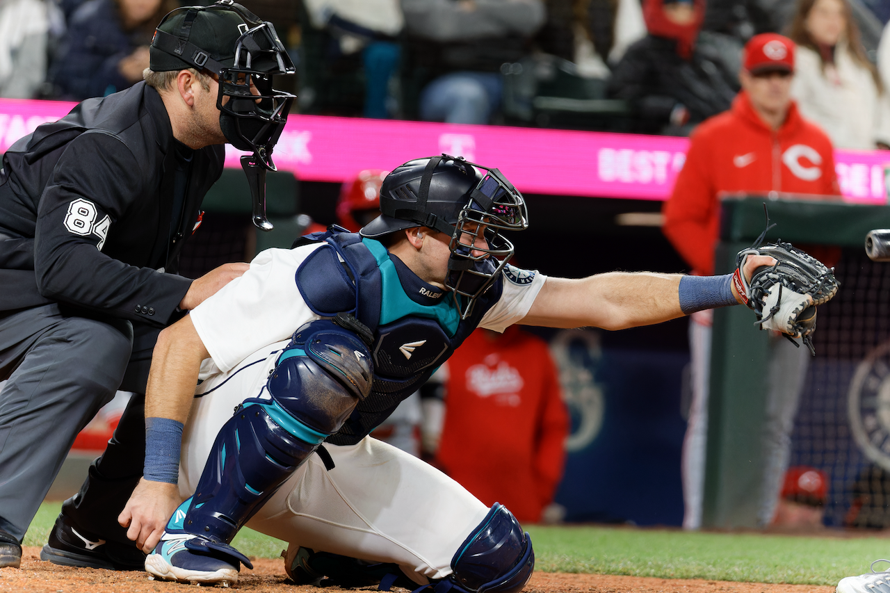 Mariners do right by Cal Raleigh with long-term contract extension